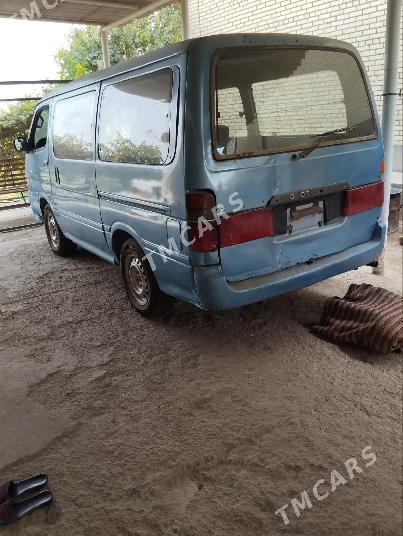 Toyota Hiace 1990 - 32 000 TMT - Мары - img 3