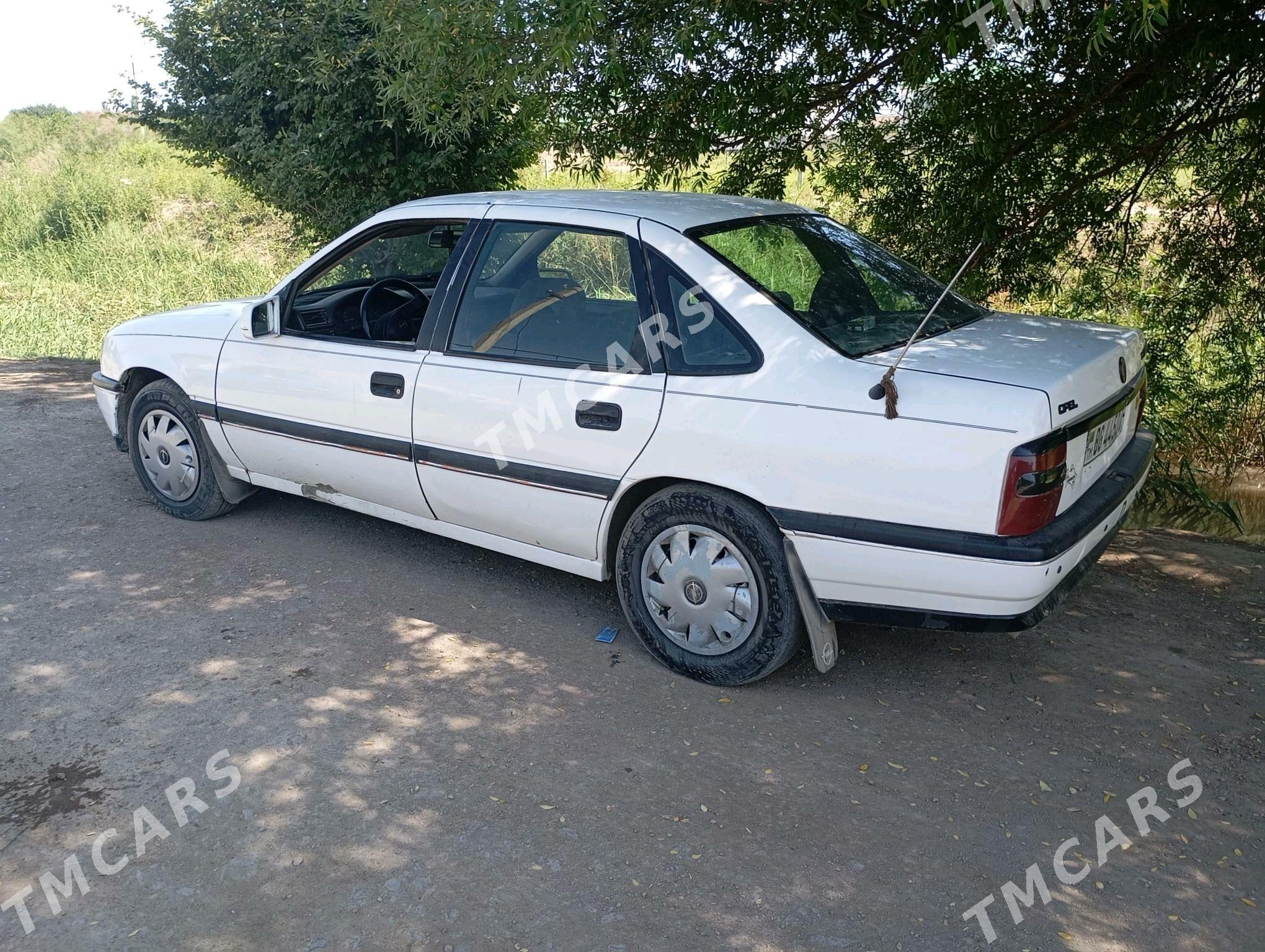 Opel Vectra 1992 - 32 000 TMT - Дашогуз - img 4
