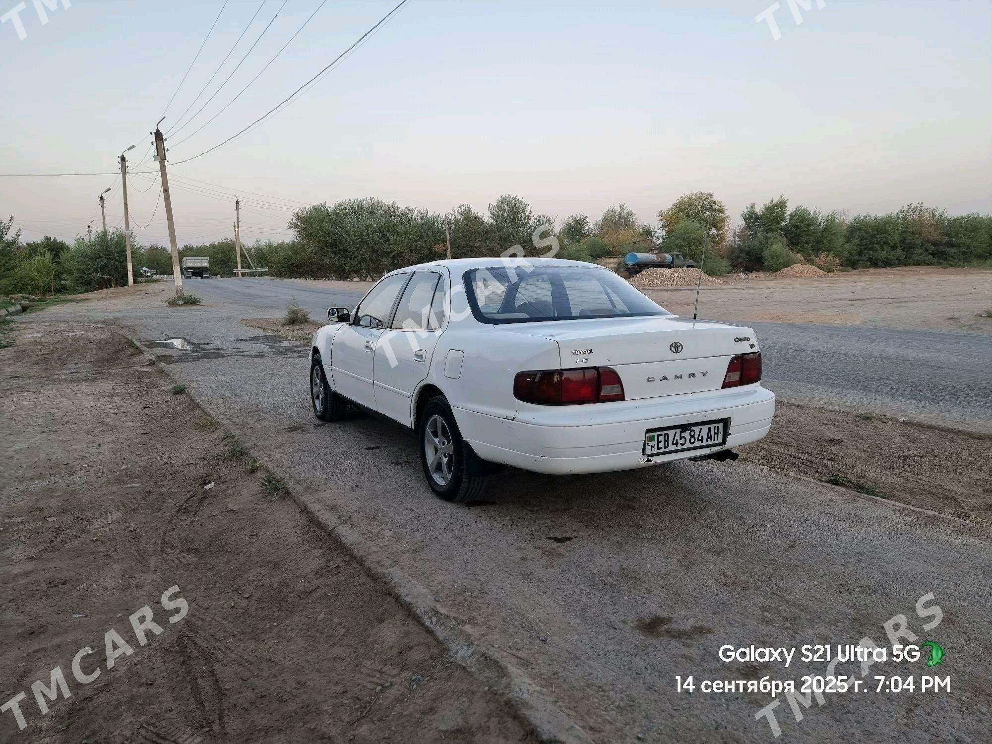 Toyota Camry 1995 - 80 000 TMT - Бабадайхан - img 7