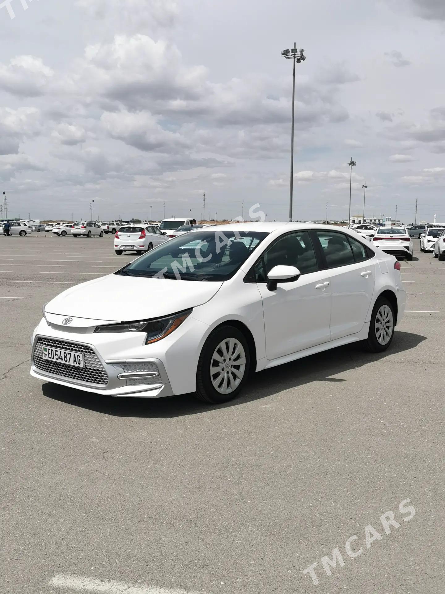 Toyota Corolla 2020 - 225 000 TMT - Тязе заман - img 3
