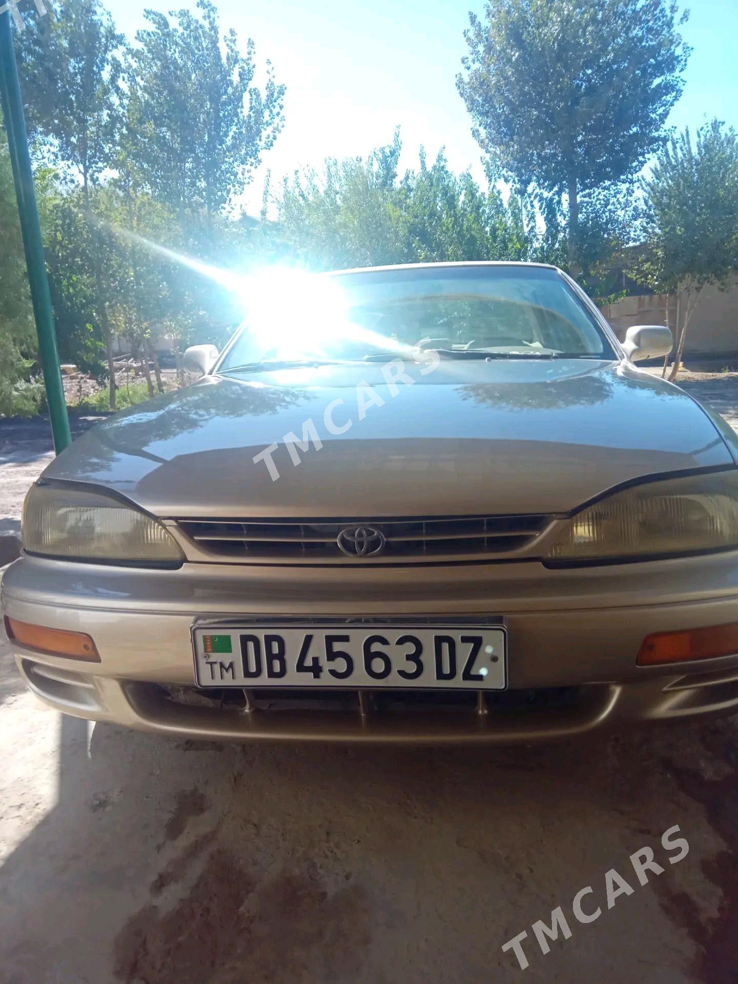 Toyota Camry 1996 - 90 000 TMT - Köneürgenç - img 3