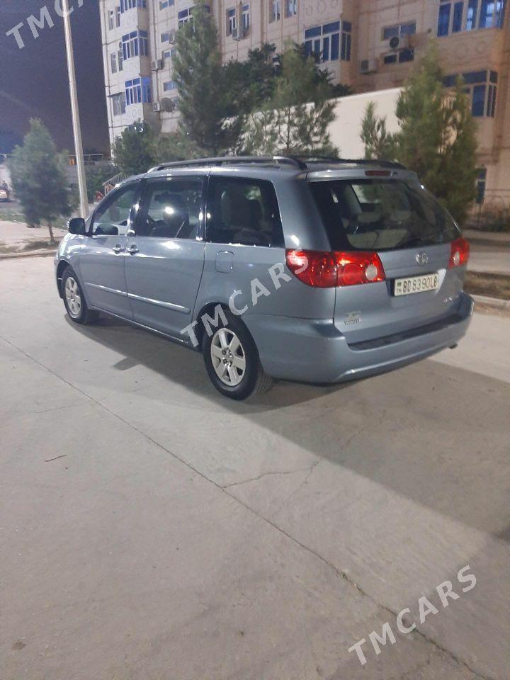 Toyota Sienna 2009 - 250 000 TMT - Türkmenabat - img 5