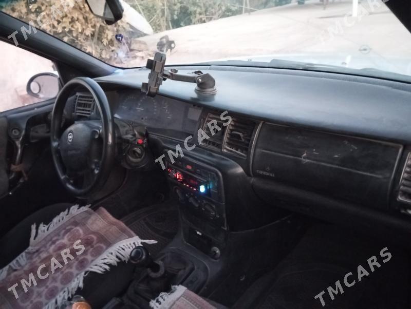 Opel Vectra 1996 - 50 000 TMT - Байрамали - img 5