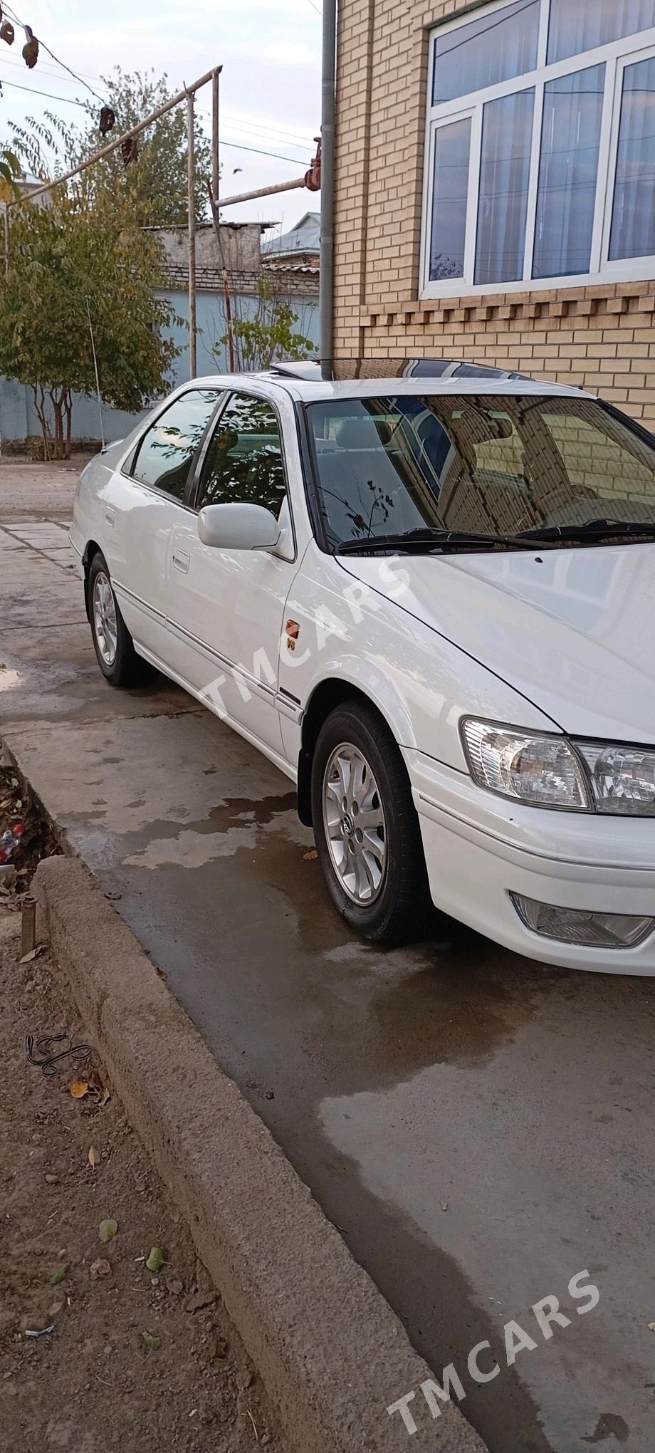 Toyota Camry 2001 - 200 000 TMT - Байрамали - img 2