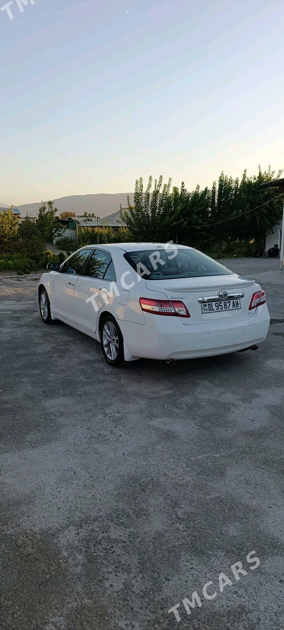 Toyota Camry 2010 - 195 000 TMT - Гёкдепе - img 2