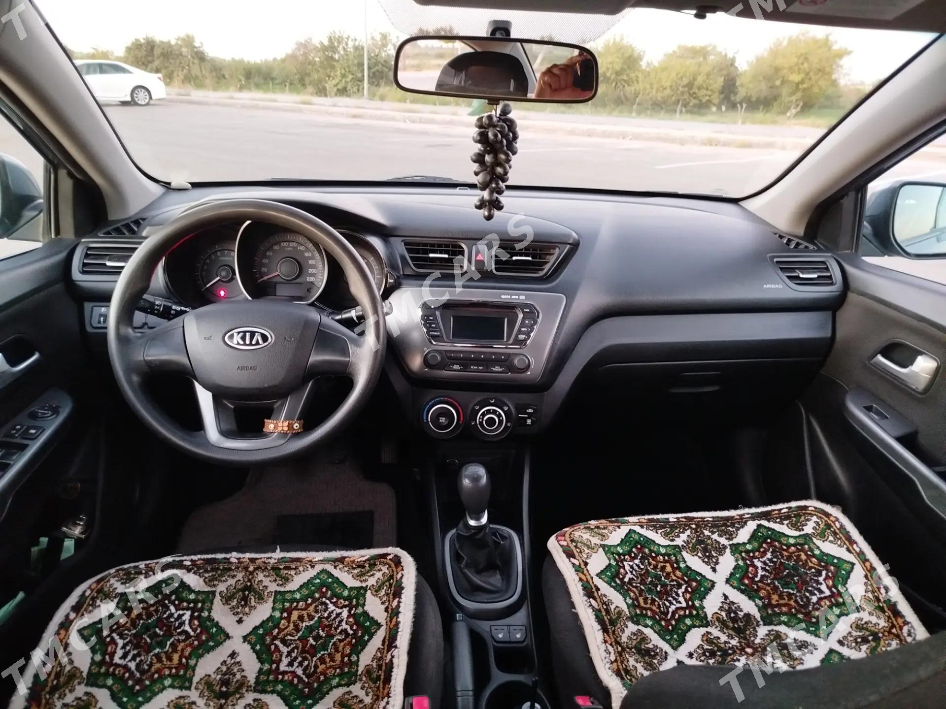 Kia Rio 2012 - 130 000 TMT - Фарап - img 4
