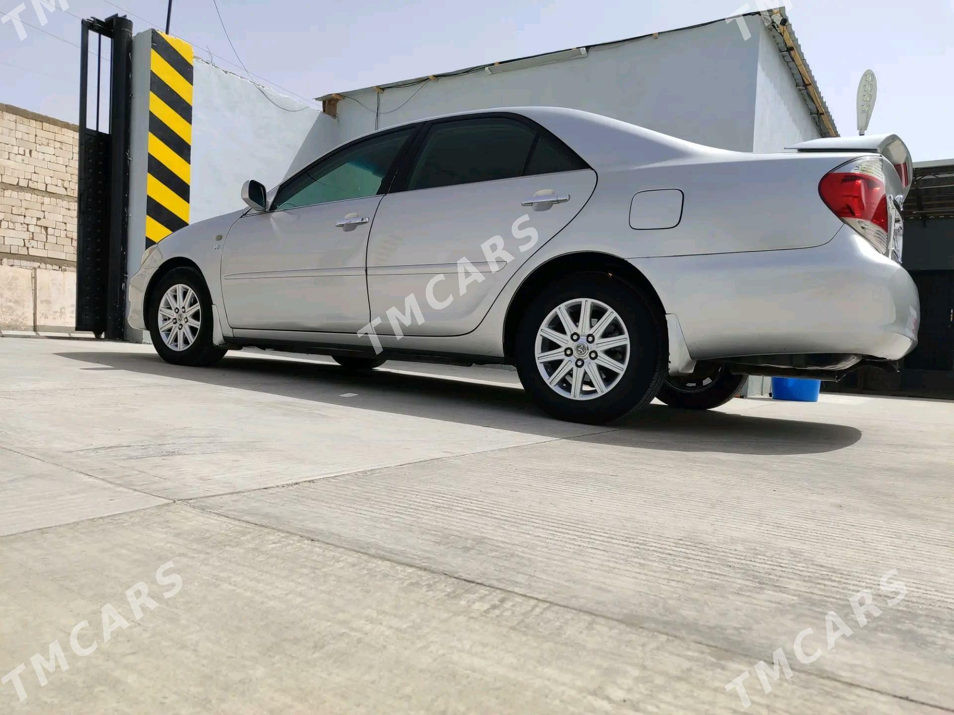 Toyota Camry 2005 - 235 000 TMT - Серахс - img 2