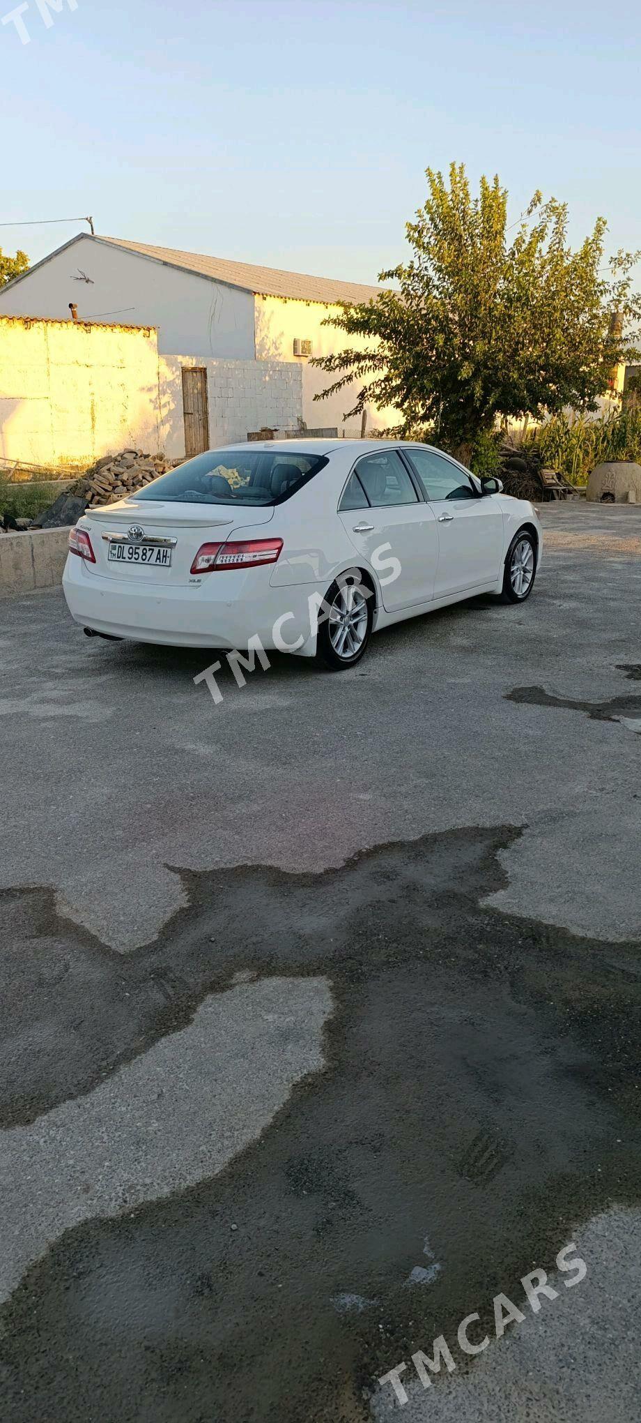 Toyota Camry 2010 - 195 000 TMT - Гёкдепе - img 3