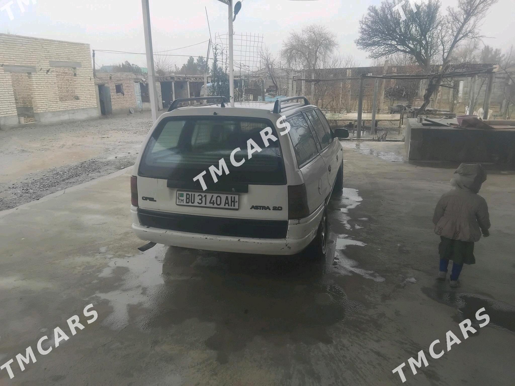 Opel Astra 1994 - 40 000 TMT - Ак-Бугдайский этрап - img 4