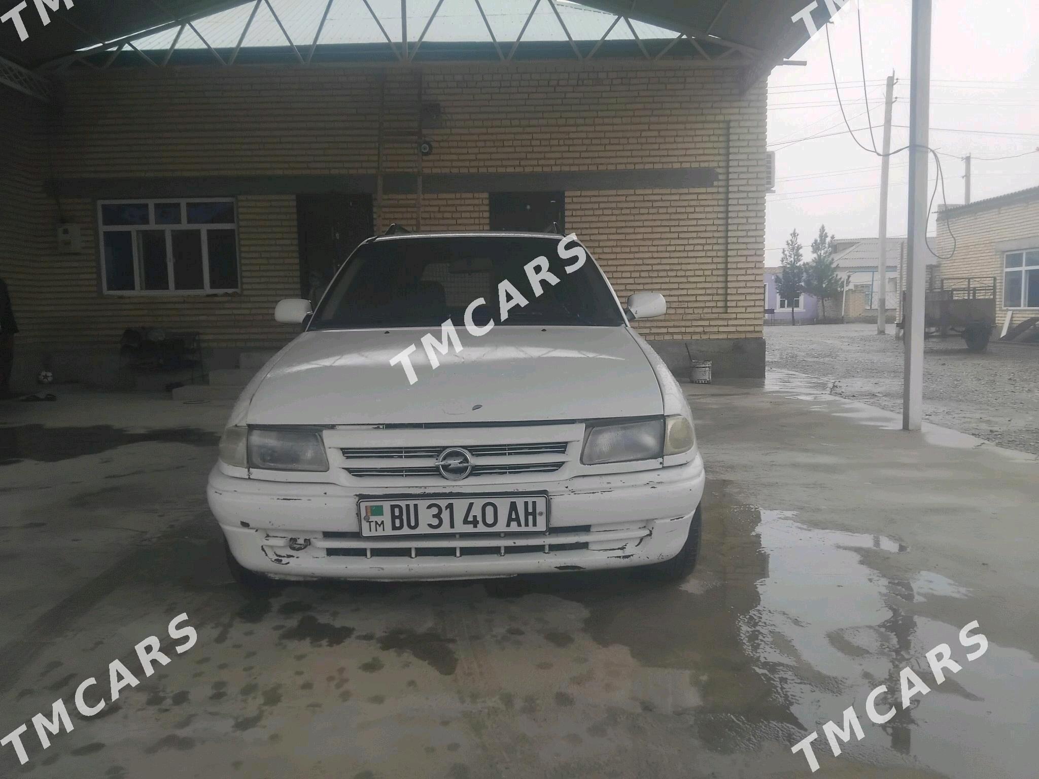 Opel Astra 1994 - 40 000 TMT - Ак-Бугдайский этрап - img 3