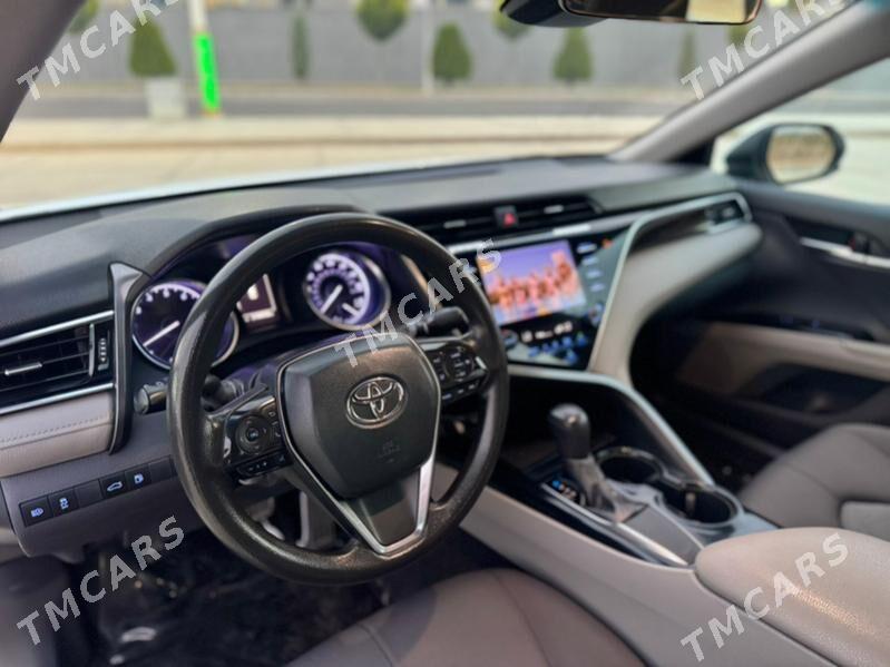 Toyota Camry 2018 - 323 000 TMT - Ашхабад - img 2