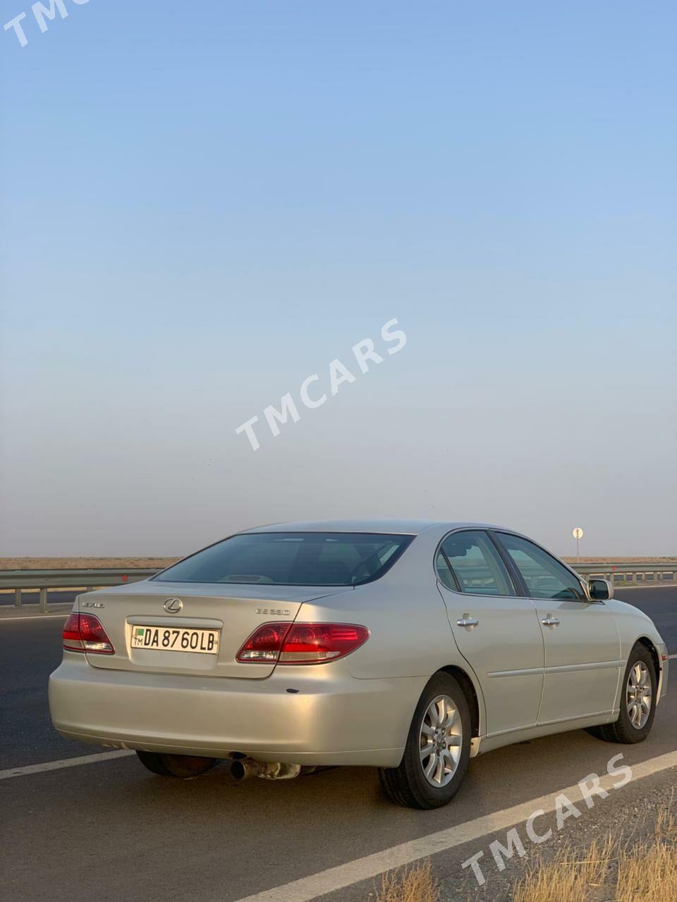 Lexus ES 330 2004 - 210 000 TMT - Сакар - img 3