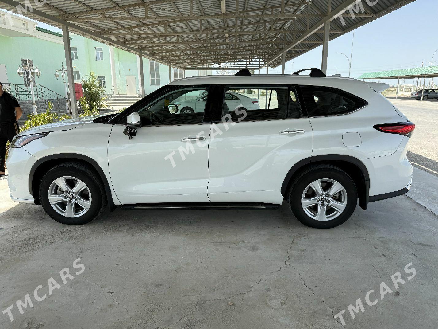 Toyota Highlander 2021 - 480 000 TMT - Эсенгулы - img 4