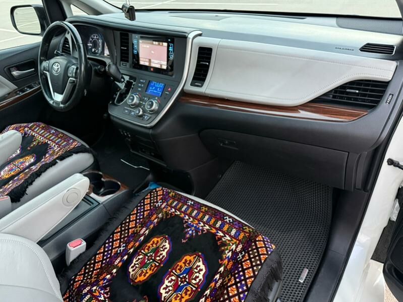 Toyota Sienna 2016 - 440 000 TMT - Aşgabat - img 8