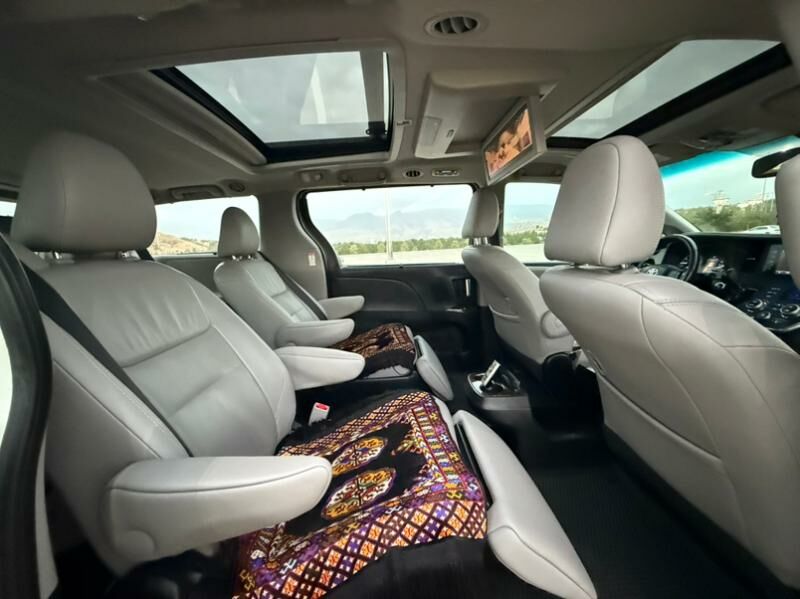 Toyota Sienna 2016 - 440 000 TMT - Aşgabat - img 9