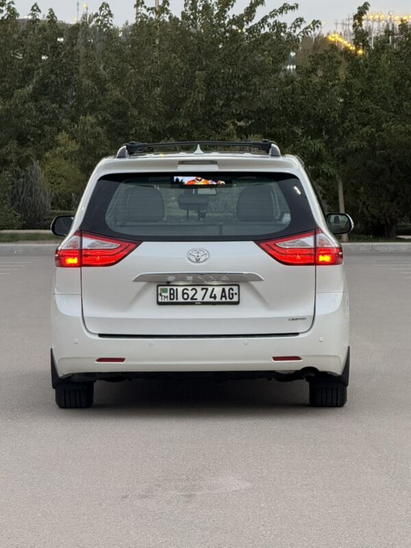 Toyota Sienna 2016 - 440 000 TMT - Aşgabat - img 6