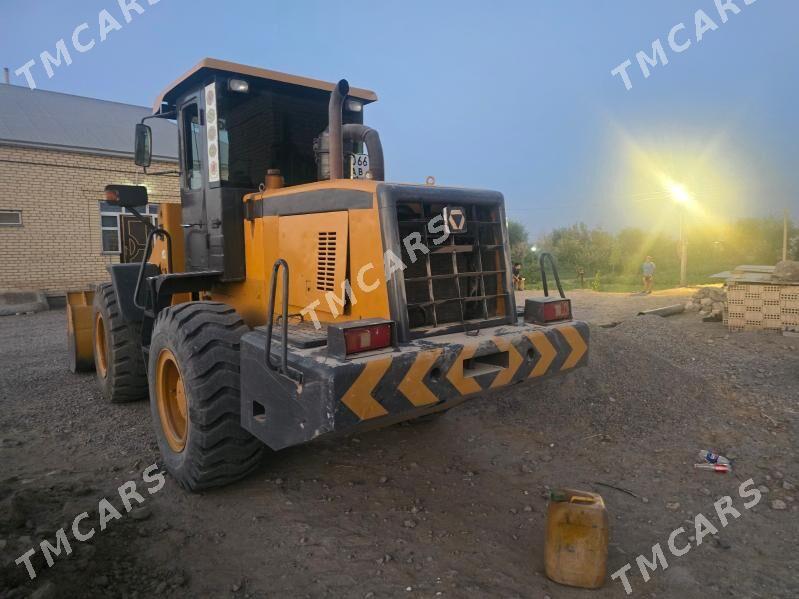 XCMG LW300F 2013 - 420 000 TMT - Мары - img 4