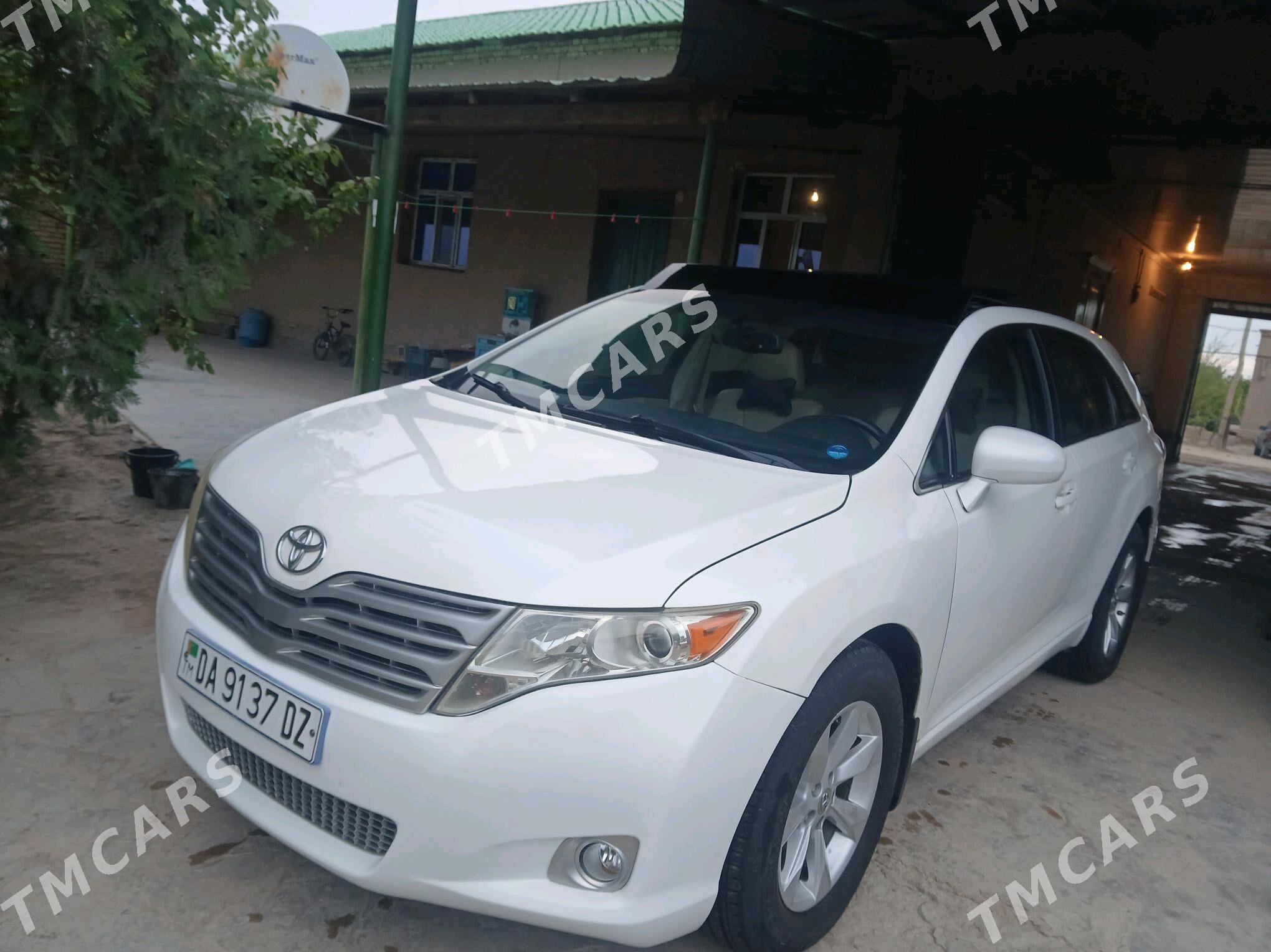 Toyota Venza 2011 - 235 000 TMT - Кёнеургенч - img 8