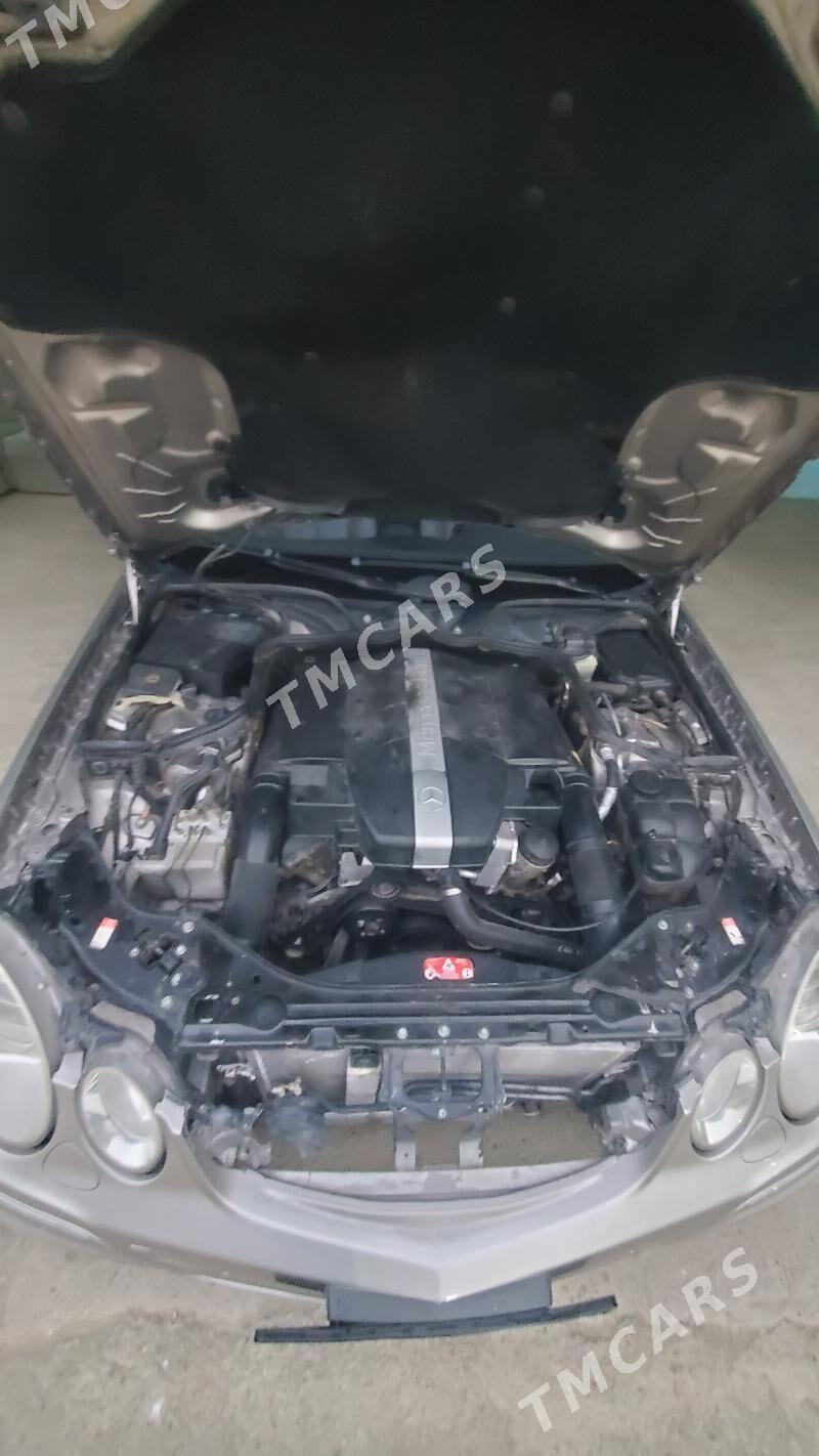 Mercedes-Benz E320 2004 - 160 000 TMT - Бахарден - img 2