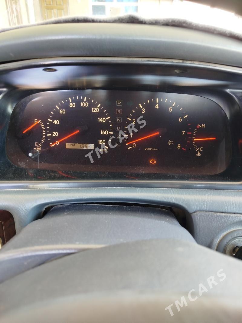 Toyota Camry 2000 - 138 000 TMT - Байрамали - img 3