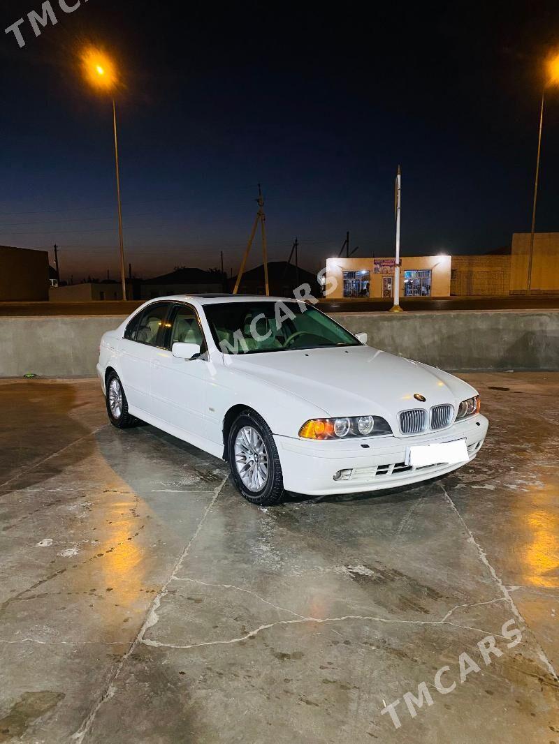 BMW E39 2003 - 112 000 TMT - Мары - img 5
