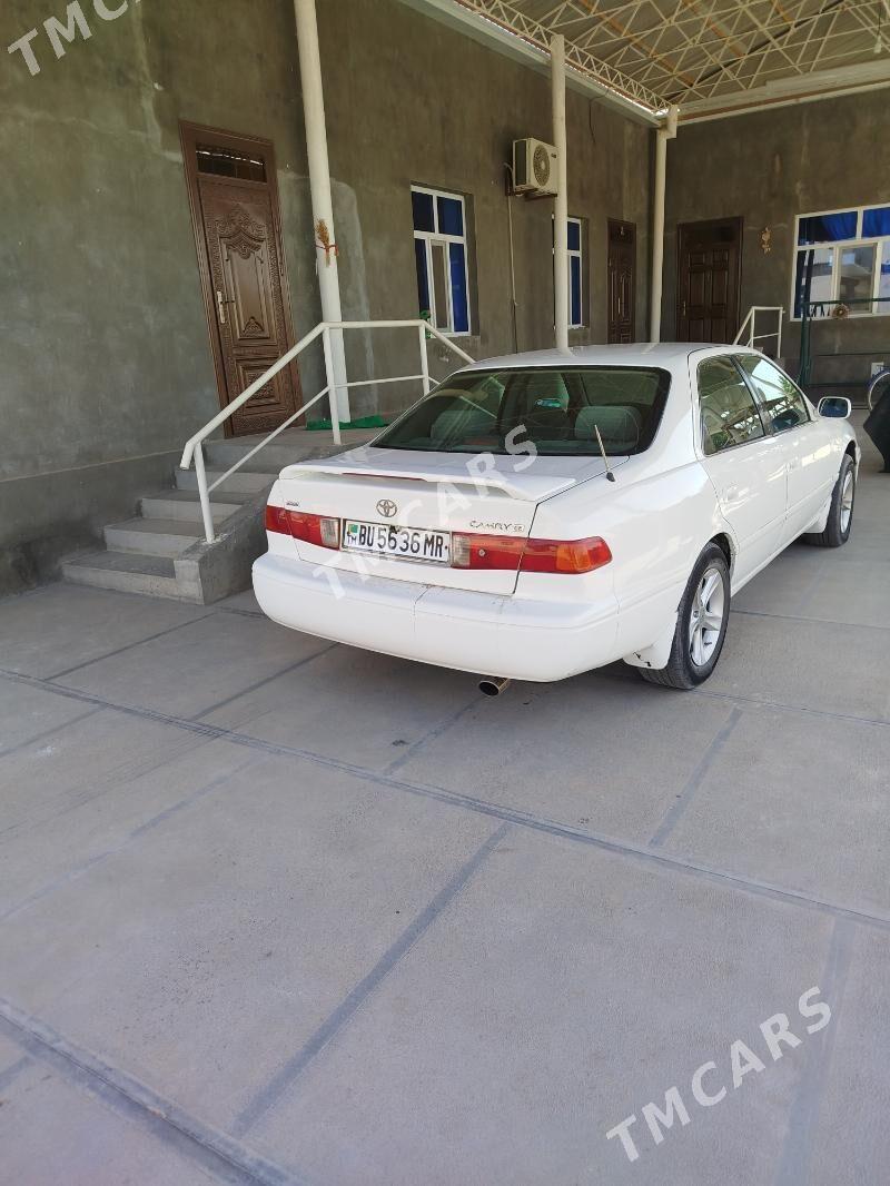 Toyota Camry 2000 - 138 000 TMT - Байрамали - img 5