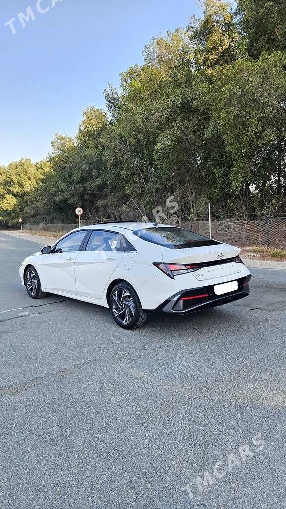 Hyundai Elantra 2025 - 274 500 TMT - Büzmeýin - img 8