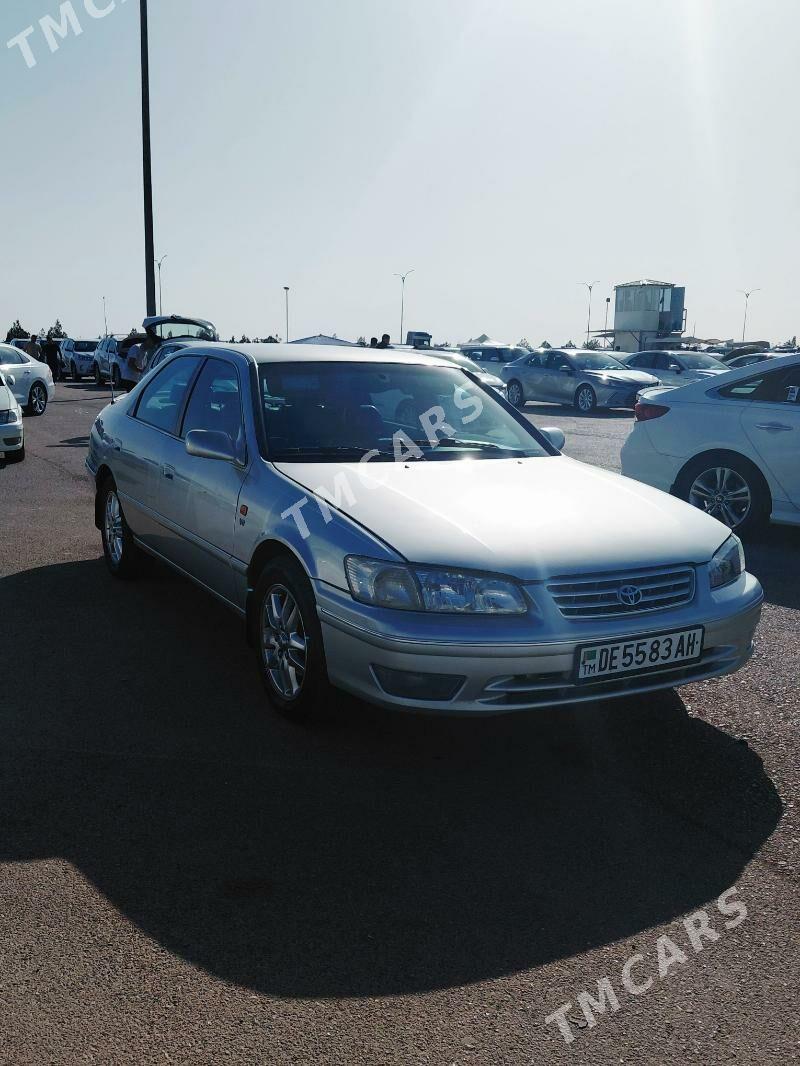 Toyota Camry 2000 - 155 000 TMT - Анев - img 1