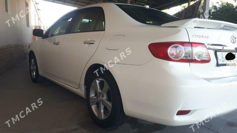 Toyota Corolla 2011 - 152 000 TMT - Дашогуз - img 4