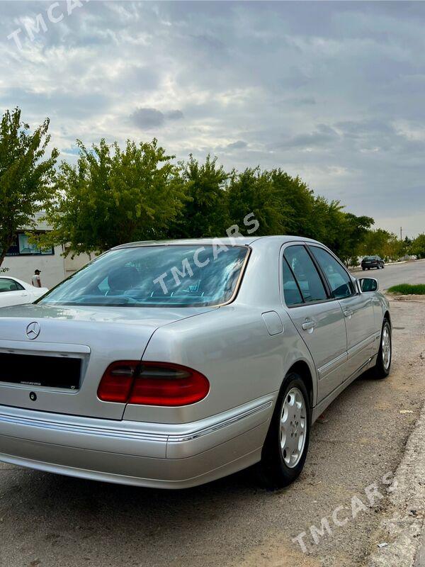 Mercedes-Benz E320 2002 - 150 000 TMT - Балканабат - img 3