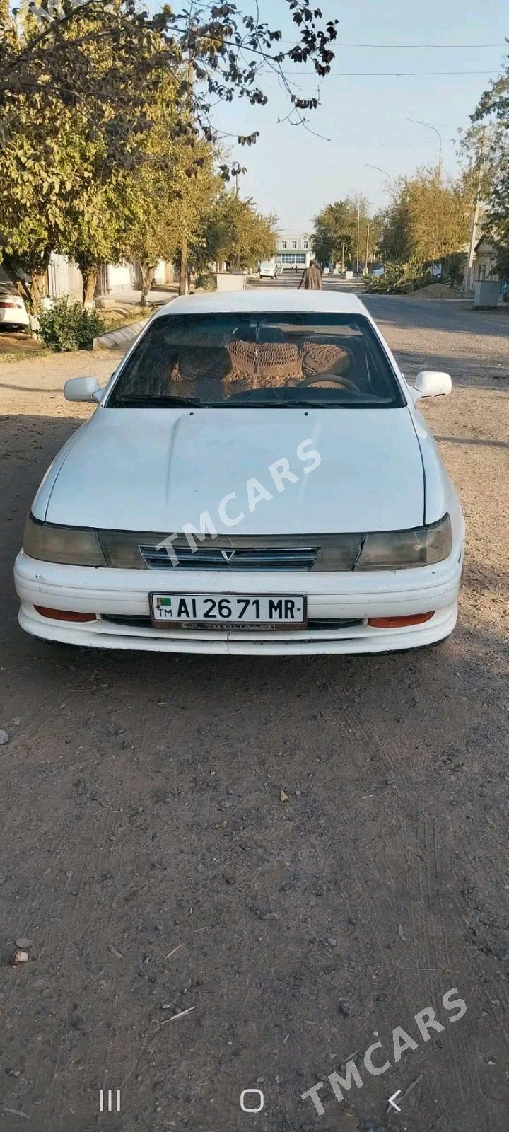 Toyota Vista 1994 - 40 000 TMT - Ёлётен - img 3