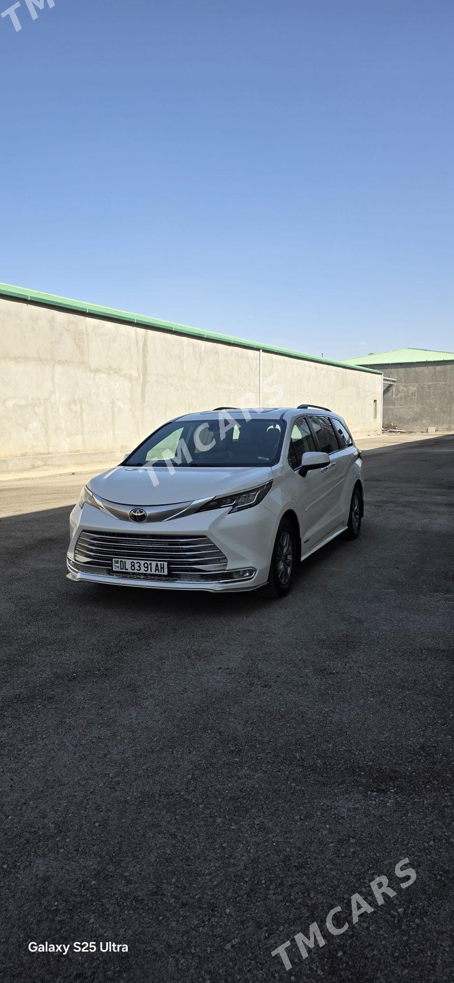Toyota Sienna 2021 - 540 000 TMT - Gökdepe - img 3