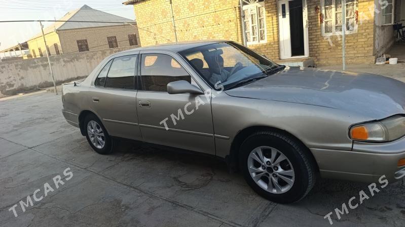 Toyota Camry 1995 - 80 000 TMT - Мургап - img 3