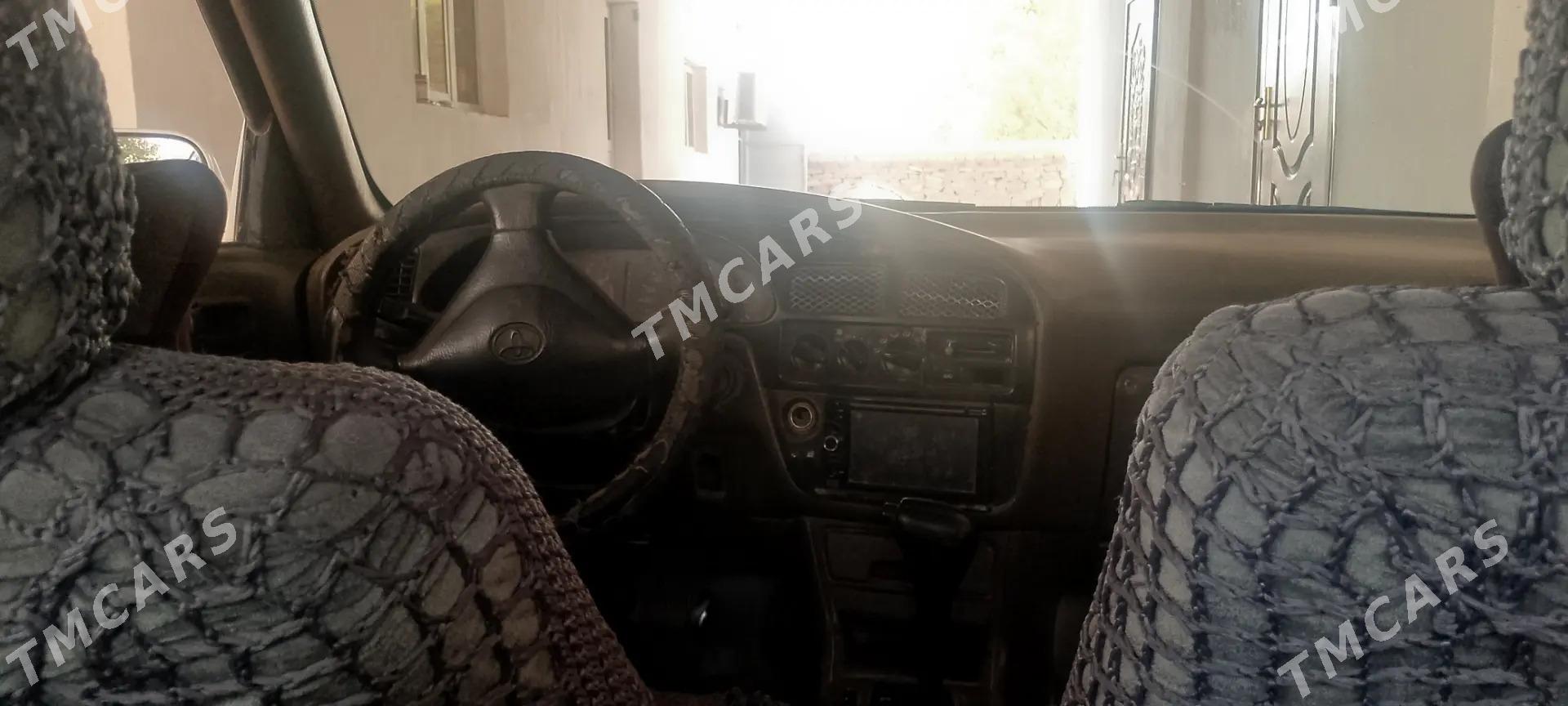 Toyota Camry 1996 - 85 000 TMT - Койтендаг - img 4