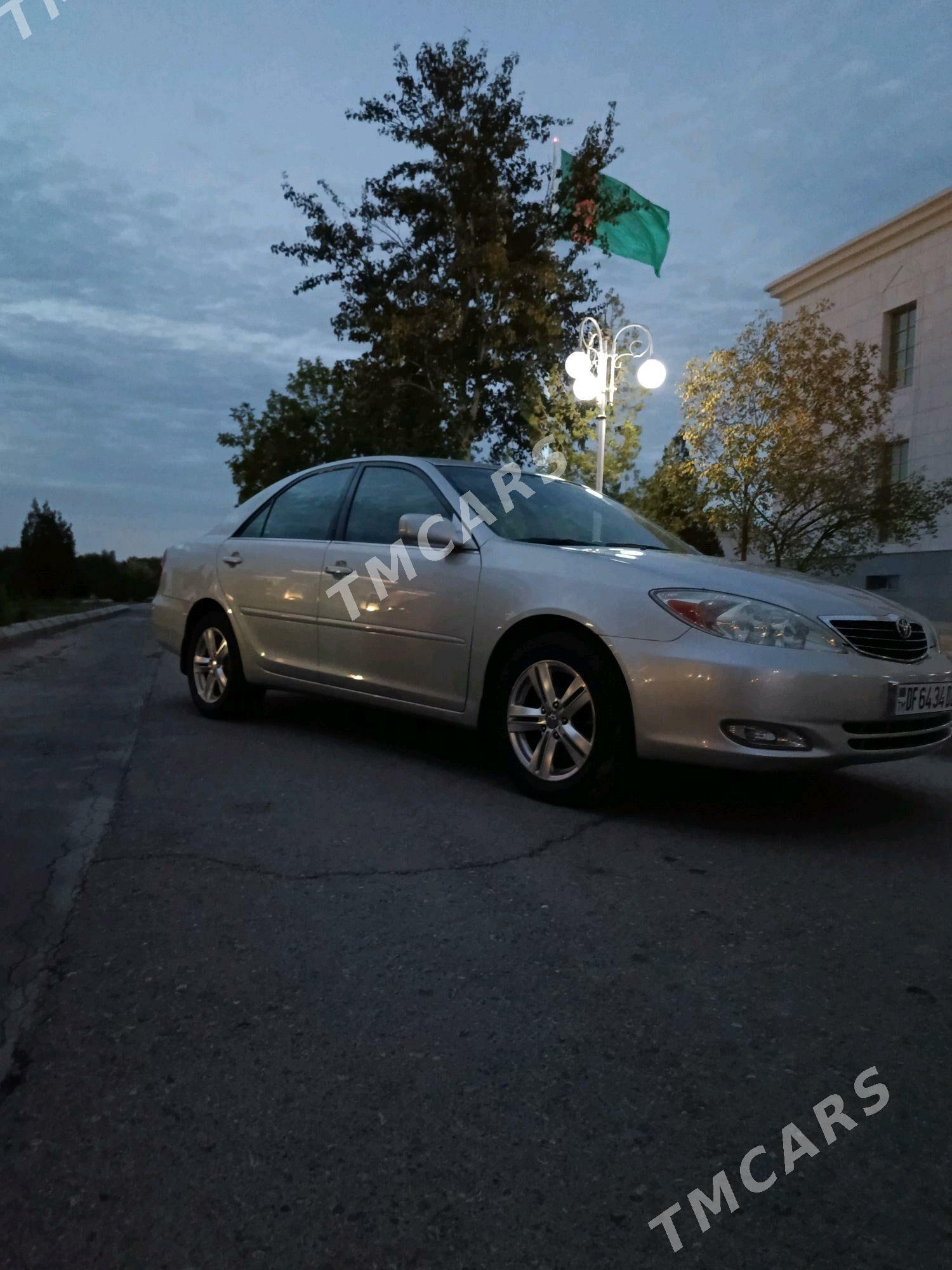 Toyota Camry 2003 - 180 000 TMT - Дашогуз - img 9