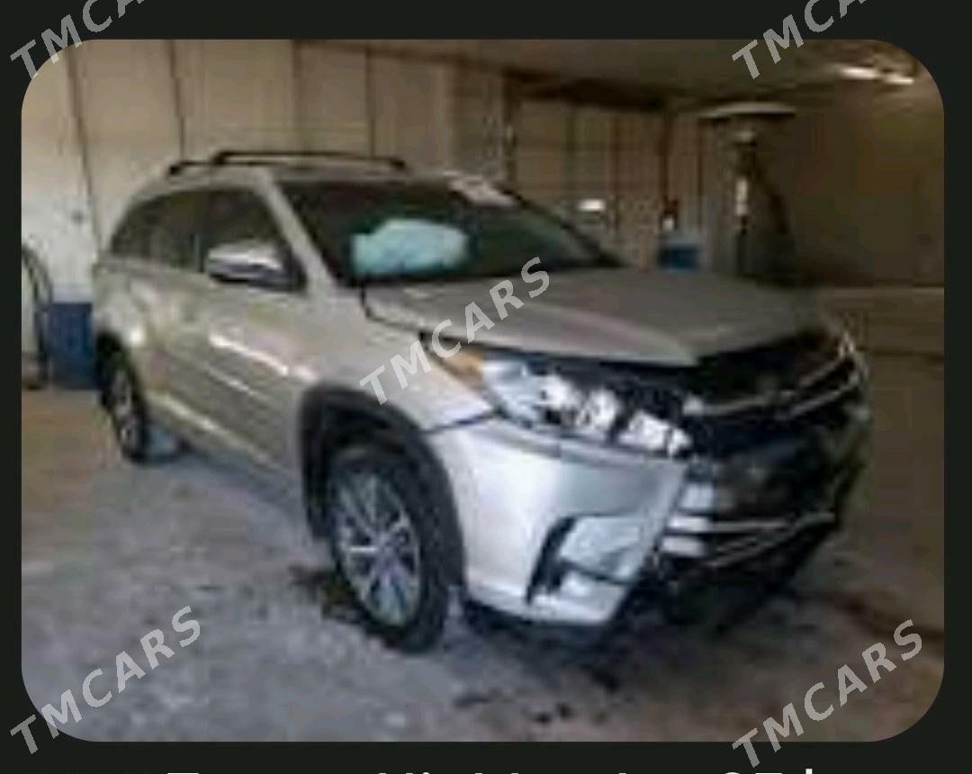 Toyota Highlander 2017 - 430 000 TMT - Мары - img 2