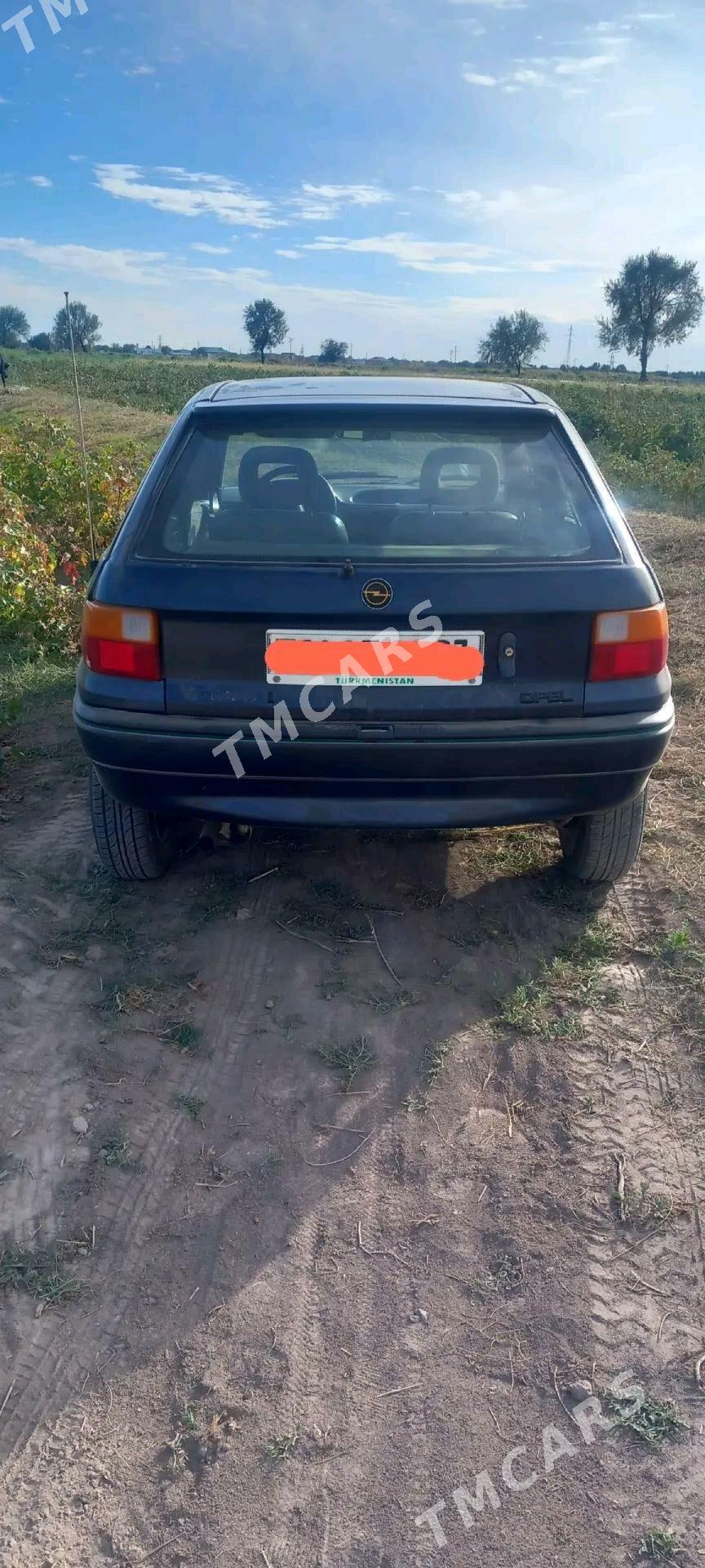 Opel Astra 1991 - 27 000 TMT - етр. Туркменбаши - img 4