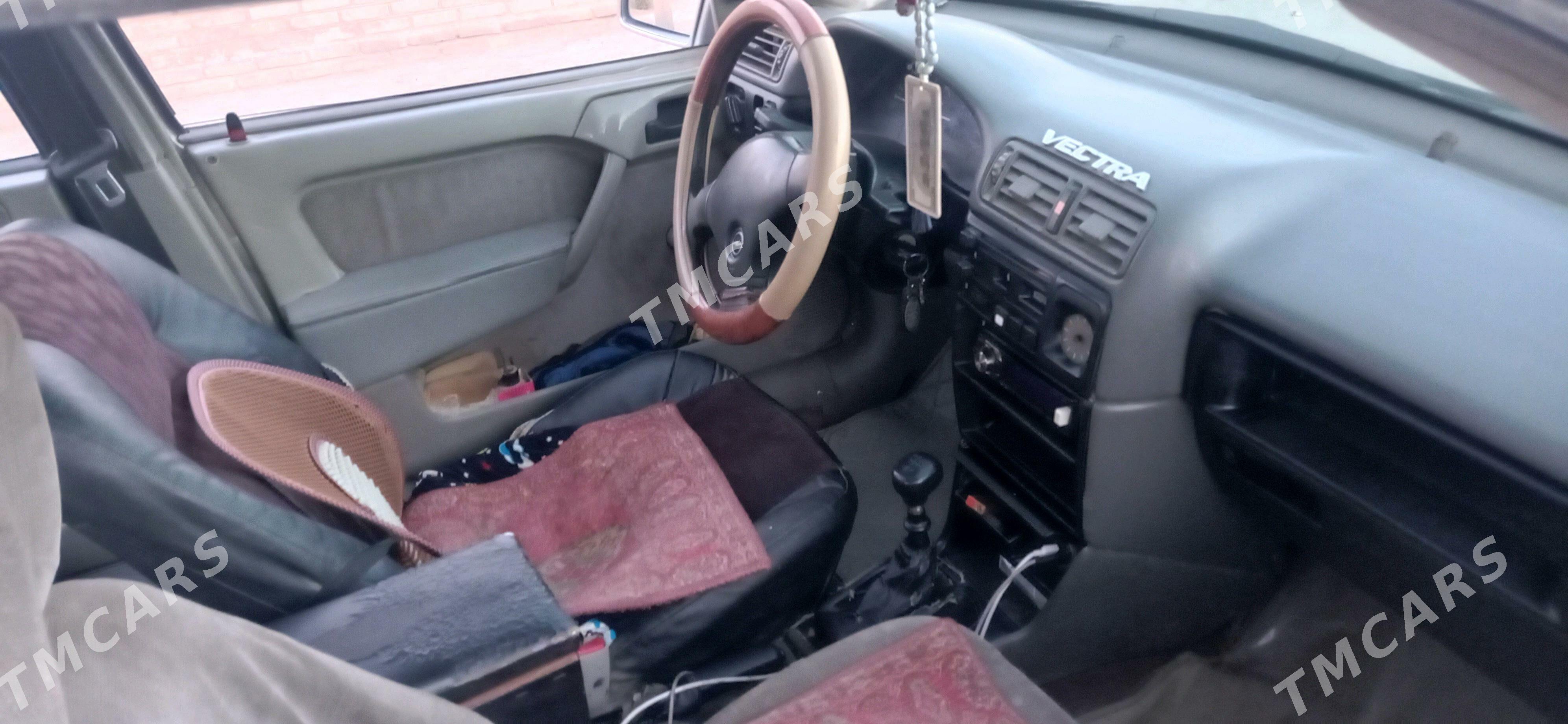 Opel Vectra 1990 - 27 000 TMT - Garabekewül - img 2