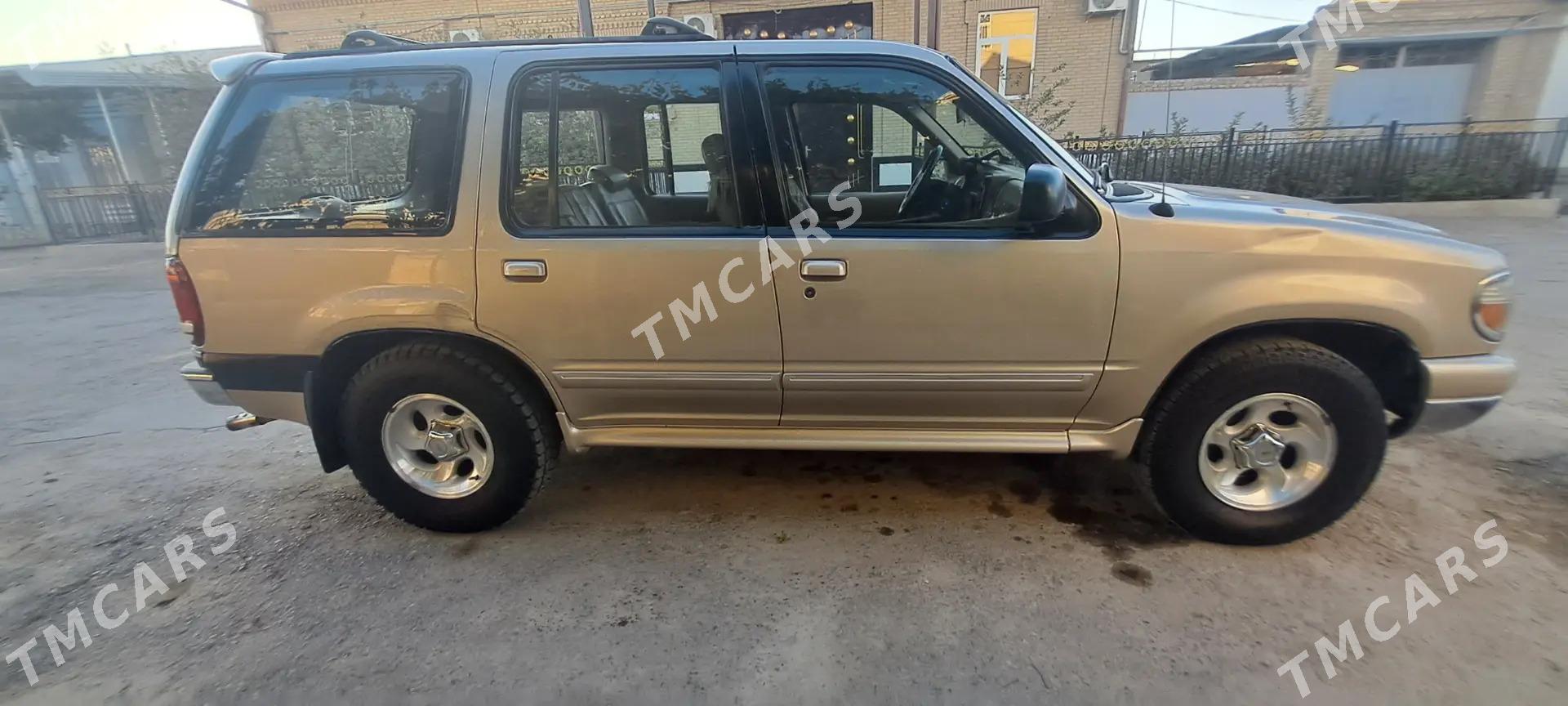 Ford Explorer 1997 - 82 000 TMT - Türkmenabat - img 2