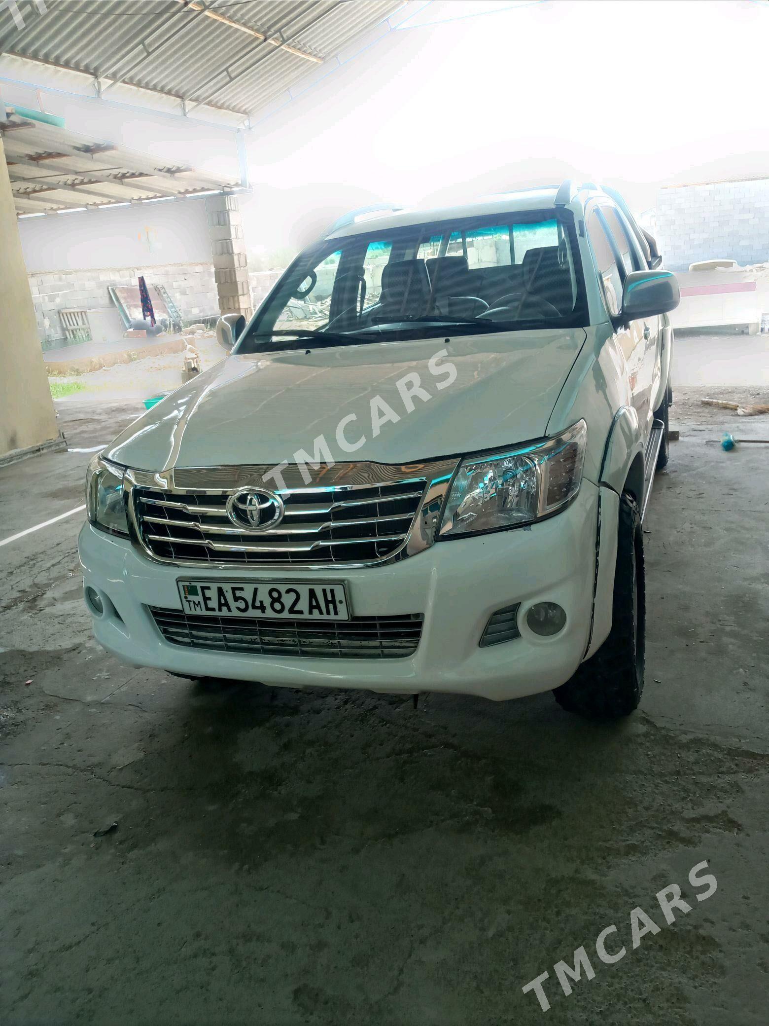 Toyota Hilux 2008 - 170 000 TMT - Ашхабад - img 5