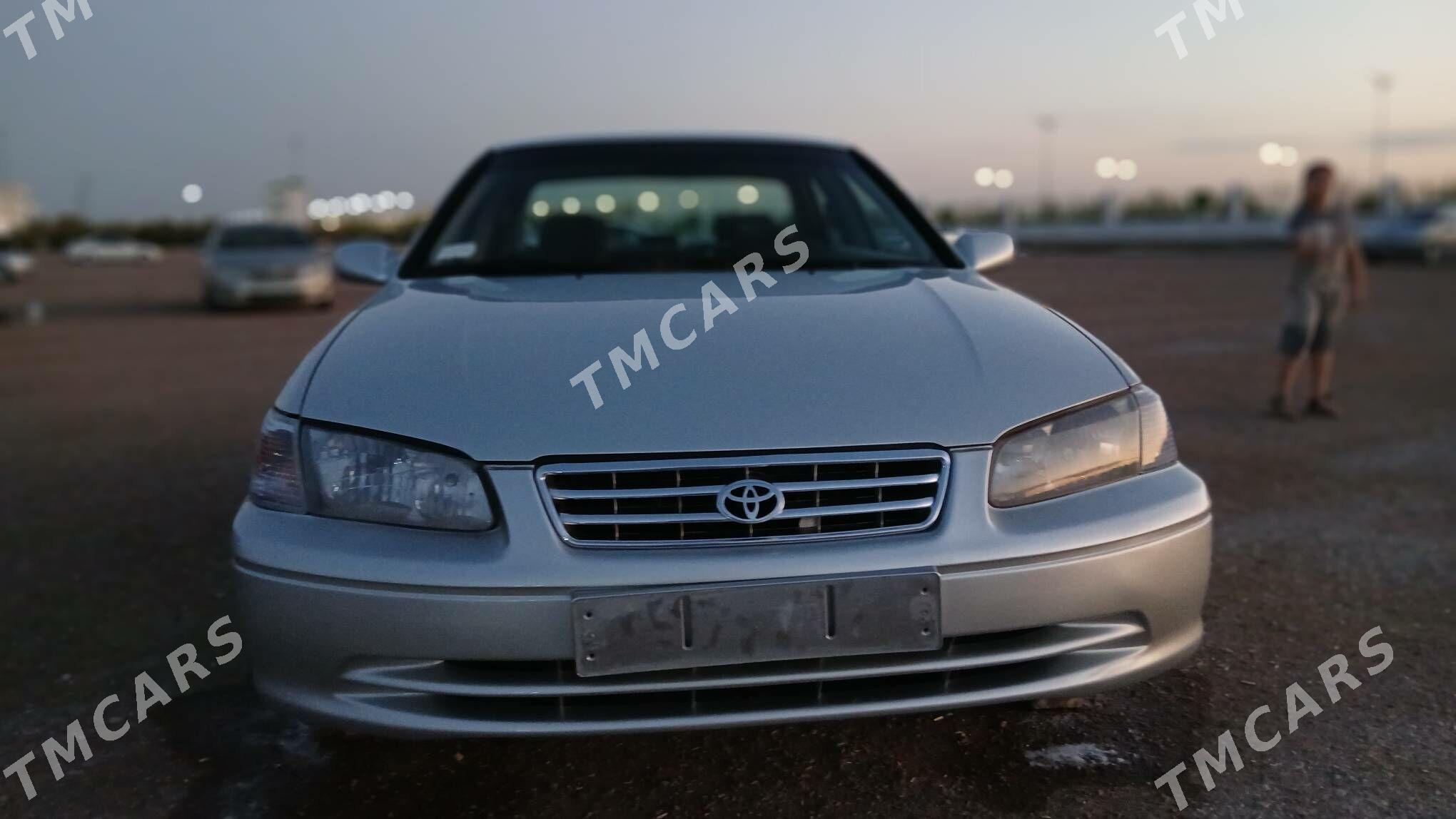 Toyota Camry 2001 - 144 000 TMT - Daşoguz - img 2
