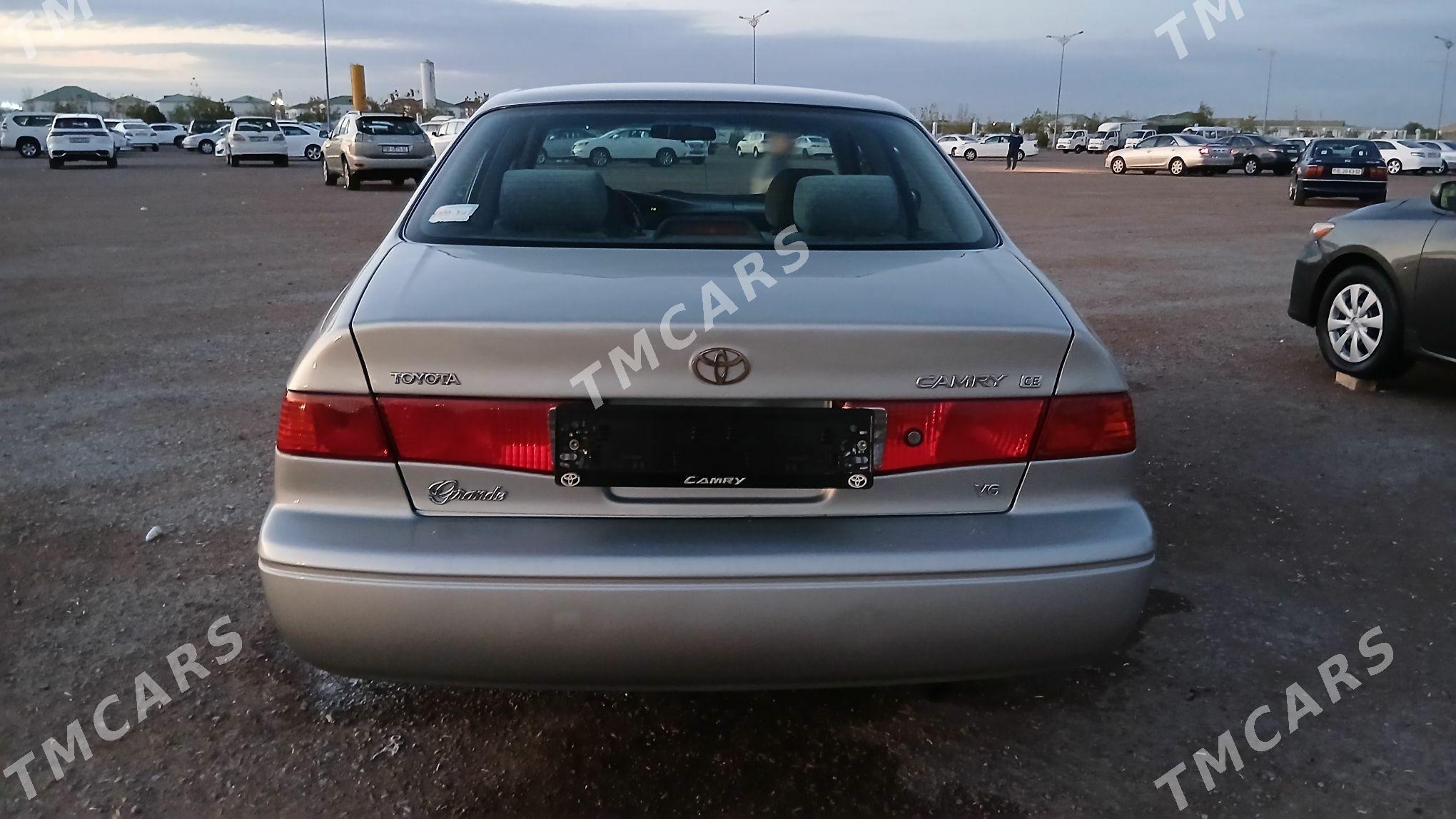 Toyota Camry 2001 - 144 000 TMT - Daşoguz - img 3
