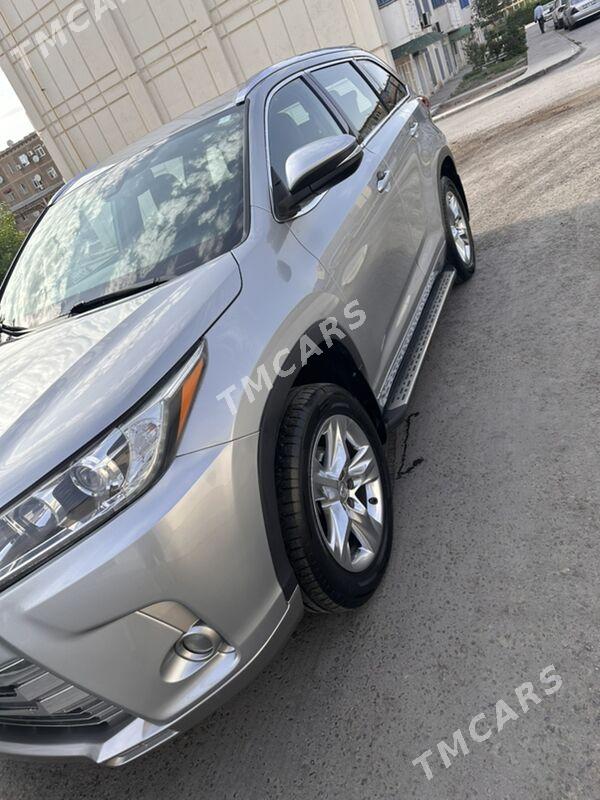 Toyota Highlander 2018 - 460 000 TMT - Türkmenabat - img 9