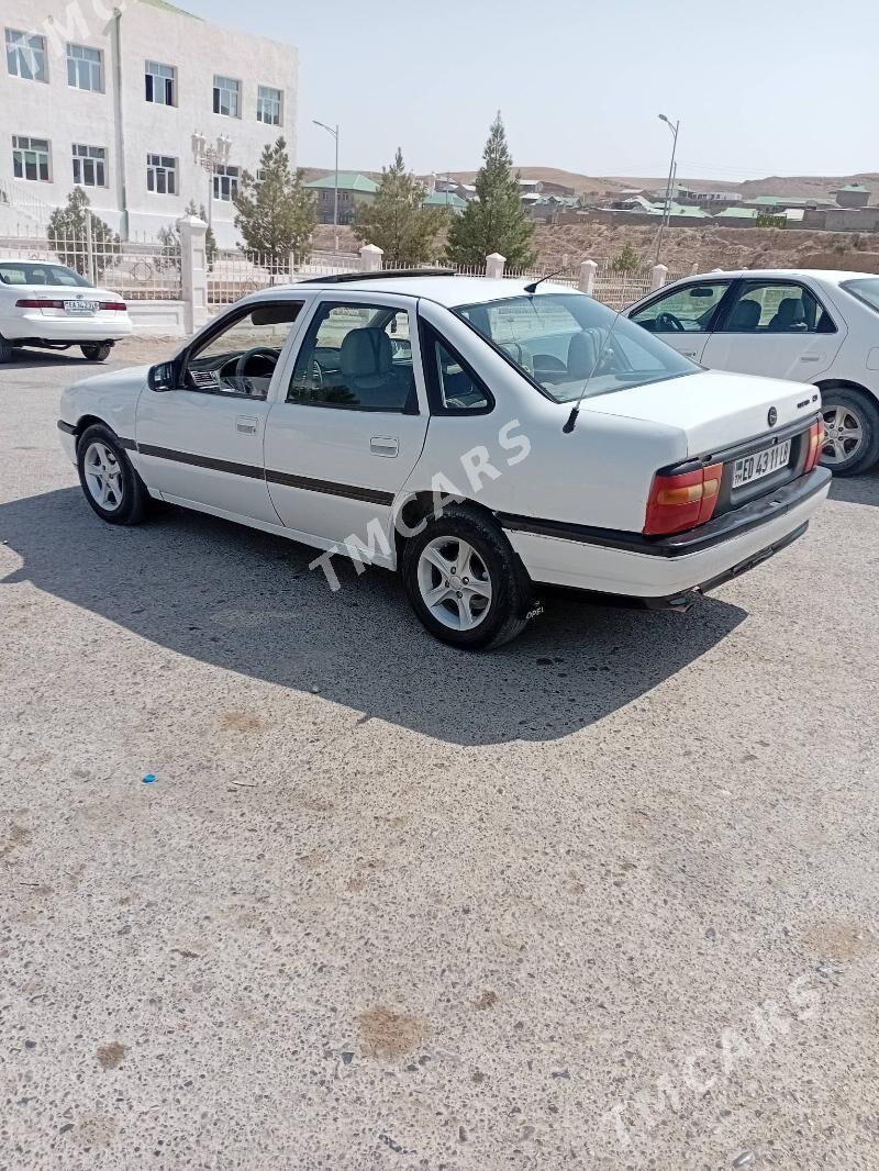 Opel Vectra 1992 - 28 000 TMT - Magdanly - img 5