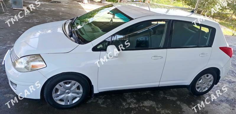 Nissan Versa 2010 - 140 000 TMT - Гёкдепе - img 4