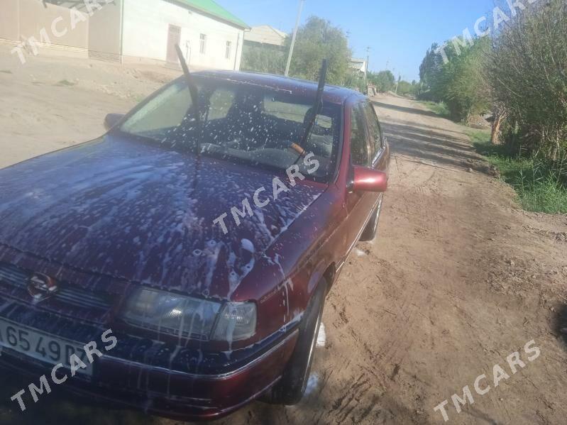 Opel Vectra 1992 - 32 000 TMT - Гурбансолтан Едже - img 2