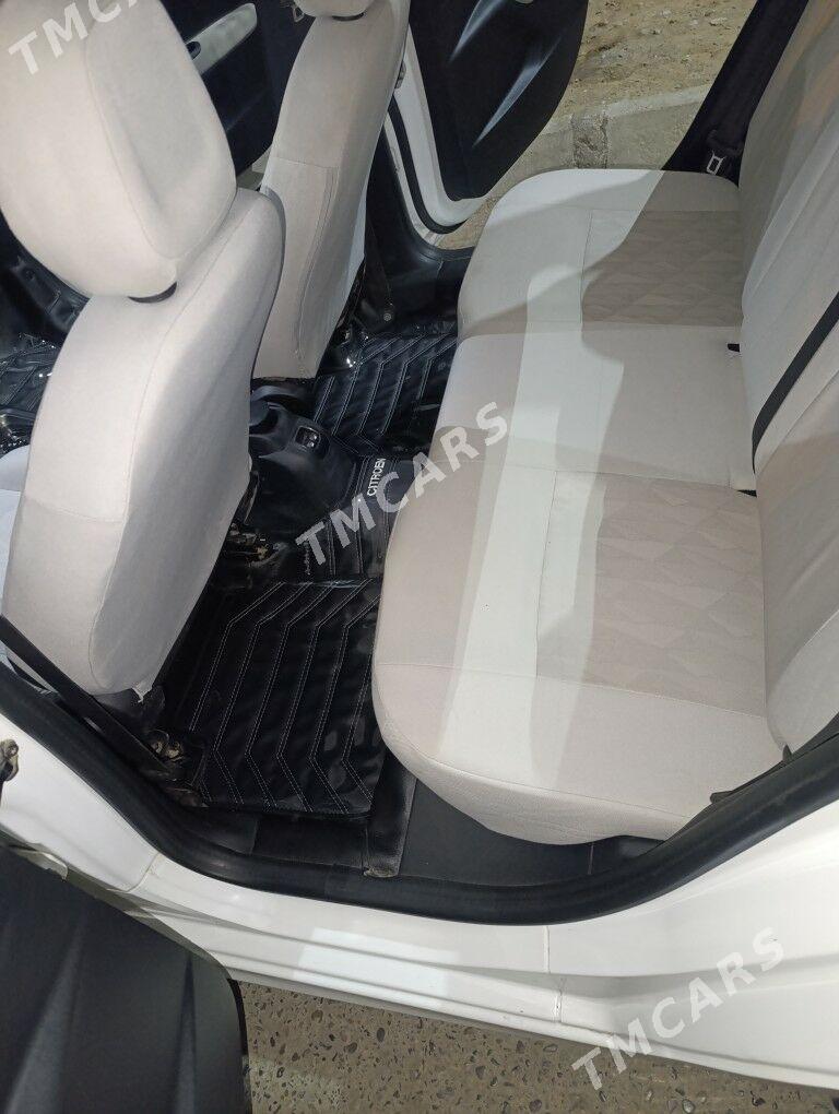 Citroen C-Elysee 2013 - 94 000 TMT - Хитровка - img 3