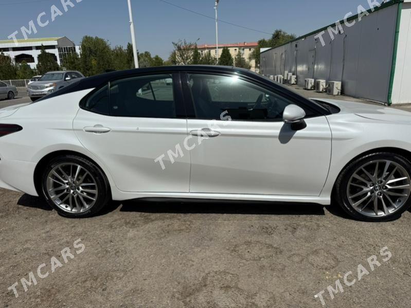 Toyota Camry 2023 - 570 000 TMT - Ашхабад - img 2