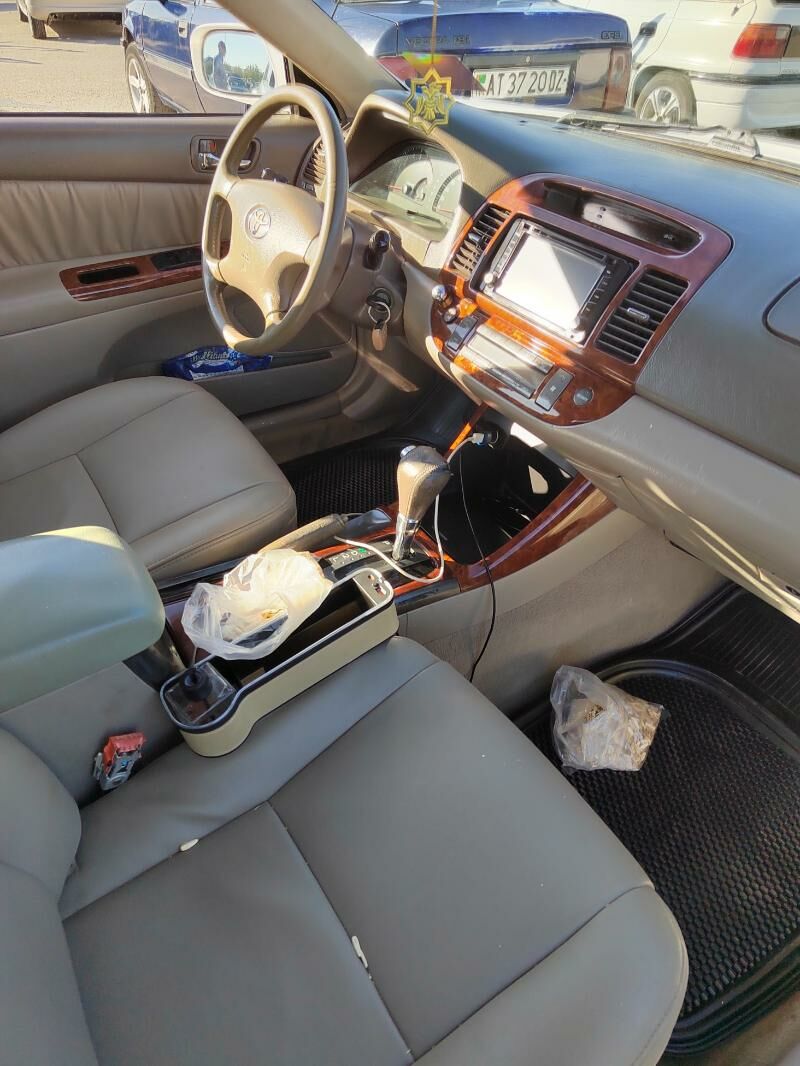 Toyota Camry 2004 - 160 000 TMT - Гурбансолтан Едже - img 2
