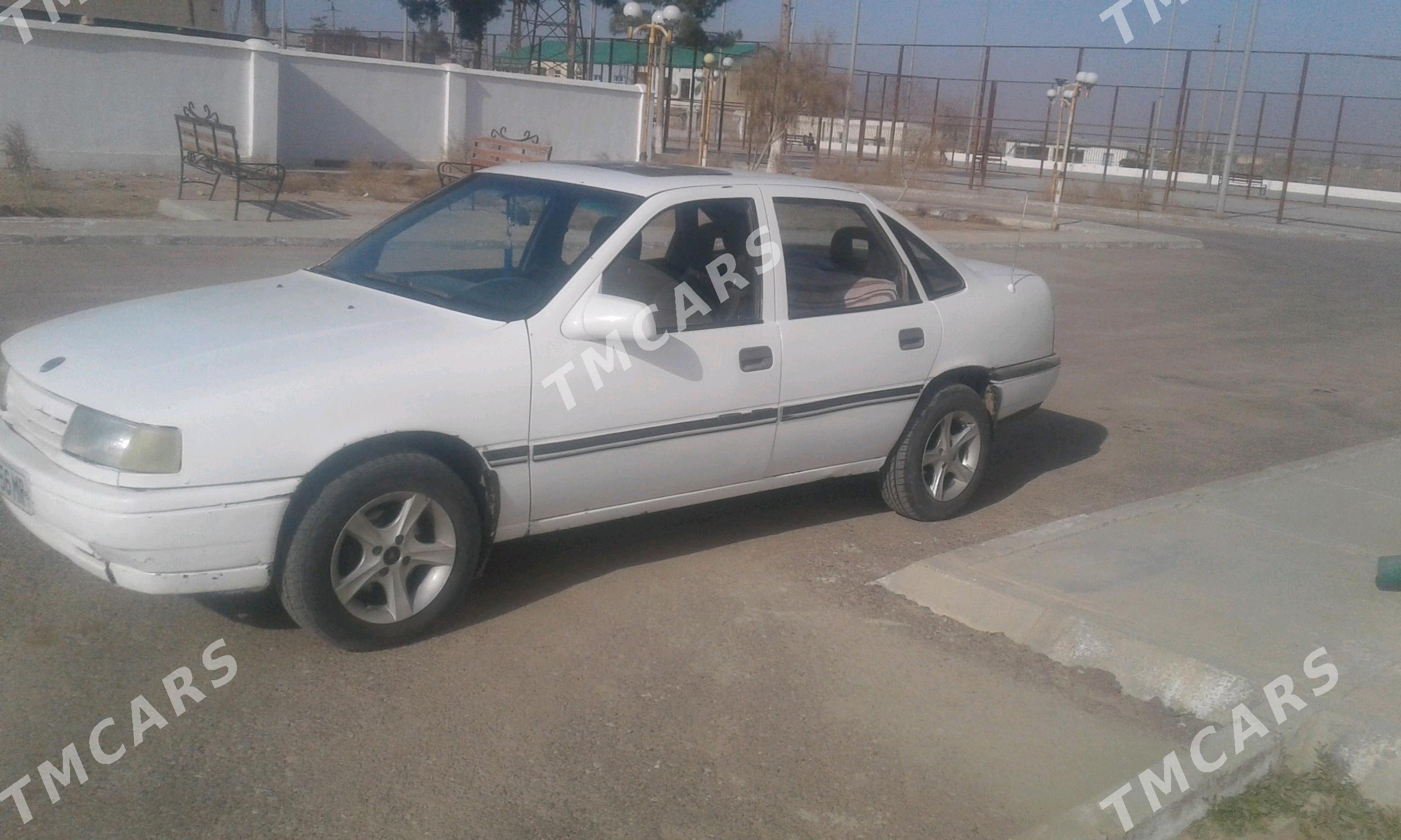 Opel Vectra 1990 - 30 000 TMT - Ёлётен - img 5
